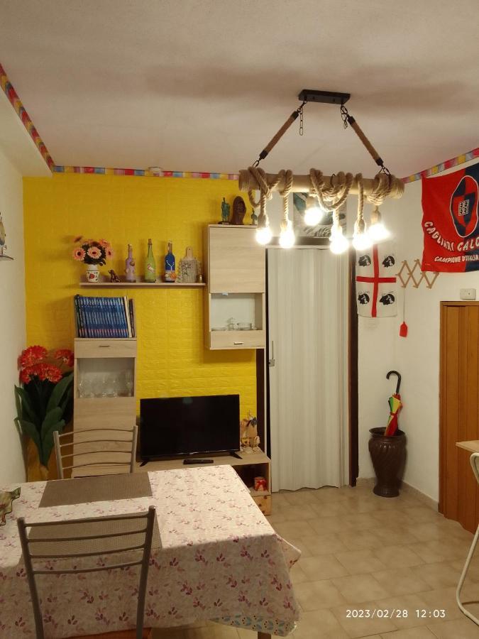 Al Mare, Al Sole, Si', Ma Nella Casa Del Minatore 布杰鲁 外观 照片